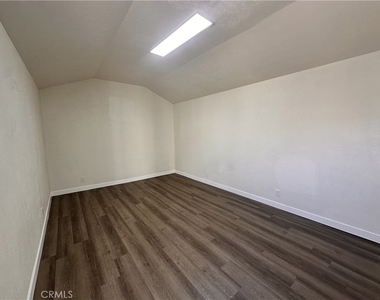 314 Wilshire - Photo Thumbnail 26