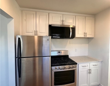 314 Wilshire - Photo Thumbnail 16
