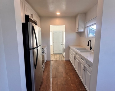 314 Wilshire - Photo Thumbnail 13