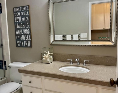 1562 Camino Del Mar - Photo Thumbnail 22