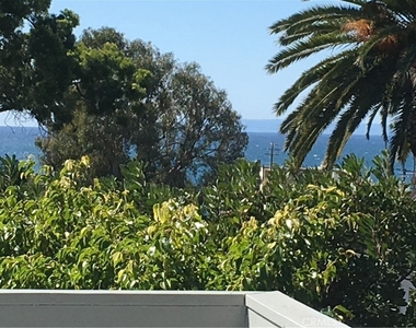 460 Saint Anns Drive - Photo Thumbnail 18