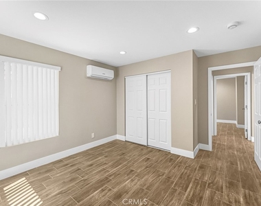 2417 W Stanford - Photo Thumbnail 8