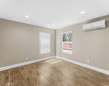 2417 W Stanford - Photo Thumbnail 7