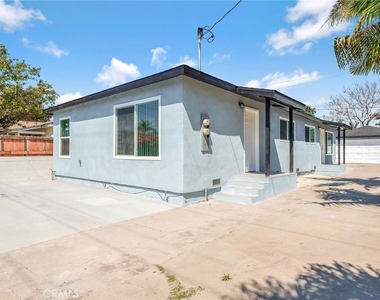 2417 W Stanford - Photo Thumbnail 17