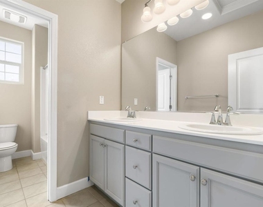 967 Dainty Ave. - Photo Thumbnail 16