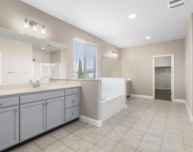 967 Dainty Ave. - Photo Thumbnail 24