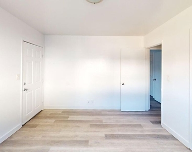 2129 Monroe Street - Photo Thumbnail 11