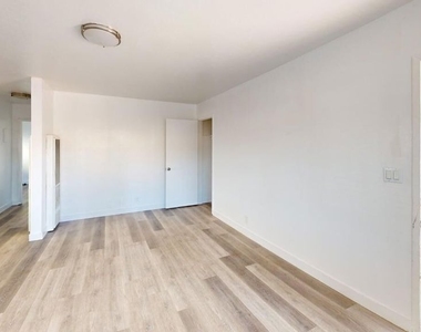 2129 Monroe Street - Photo Thumbnail 10