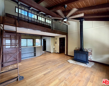 6871 Pacific View Drive - Photo Thumbnail 7