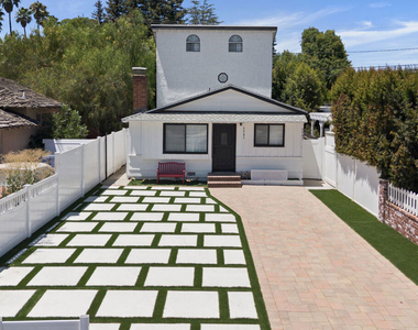 5541 Fallbrook Avenue - Photo Thumbnail 4