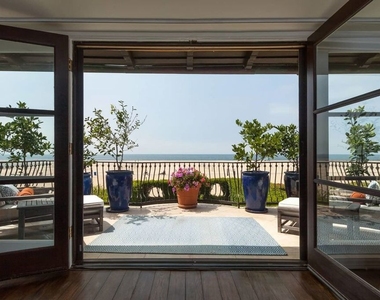 703 Palisades Beach Road - Photo Thumbnail 27