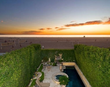 703 Palisades Beach Road - Photo Thumbnail 35