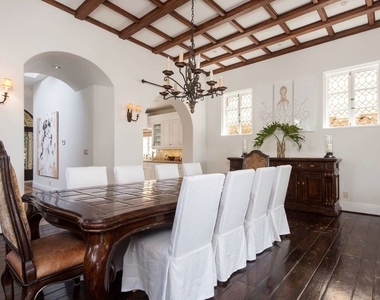 703 Palisades Beach Road - Photo Thumbnail 14