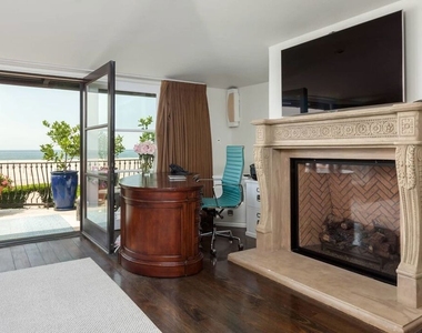 703 Palisades Beach Road - Photo Thumbnail 26