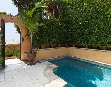703 Palisades Beach Road - Photo Thumbnail 11