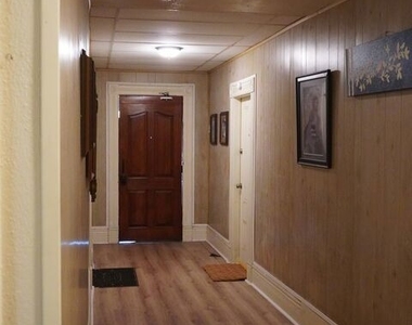 324 E Lime Avenue - Photo Thumbnail 2