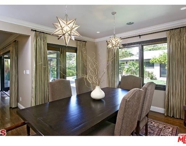 2001 Coldwater Canyon Drive - Photo Thumbnail 3