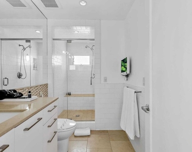 24742 Malibu Road - Photo Thumbnail 2