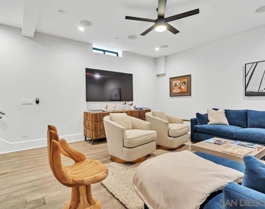 914 B Ave - Photo Thumbnail 22