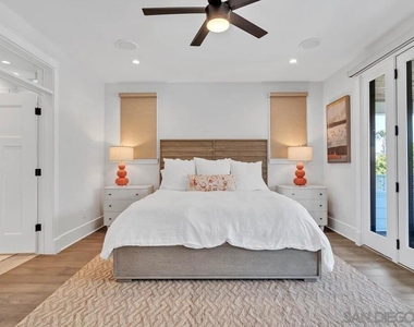 914 B Ave - Photo Thumbnail 35