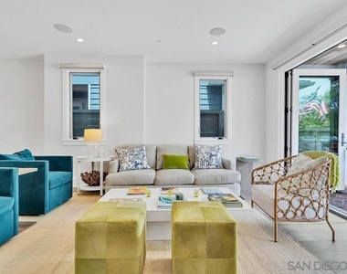 914 B Ave - Photo Thumbnail 3