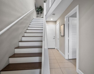 7890 Civita Blvd - Photo Thumbnail 4