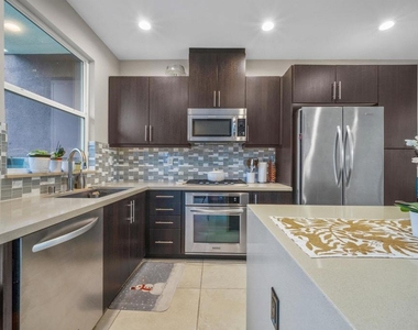 7890 Civita Blvd - Photo Thumbnail 9