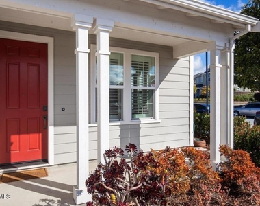 217 9th Street - Photo Thumbnail 1