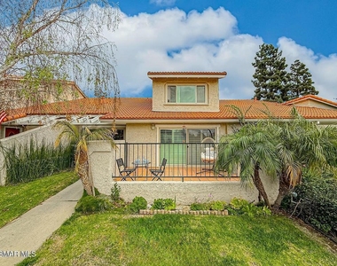 560 Chapala Drive - Photo Thumbnail 10