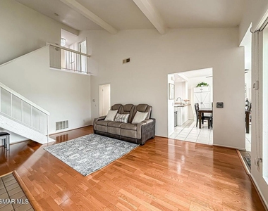 560 Chapala Drive - Photo Thumbnail 14