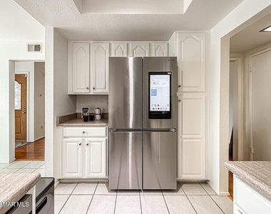 560 Chapala Drive - Photo Thumbnail 24