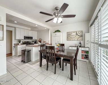 560 Chapala Drive - Photo Thumbnail 17