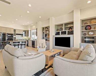 872 Mission Creek Drive - Photo Thumbnail 8
