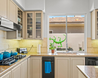 872 Mission Creek Drive - Photo Thumbnail 15