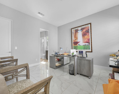 81-695 Thunder  Gulch Way - Photo Thumbnail 16