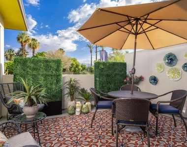 74300 Country Club Drive - Photo Thumbnail 14