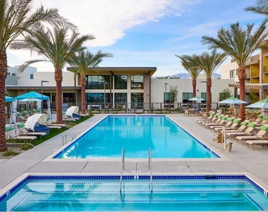 74300 Country Club Drive - Photo Thumbnail 9