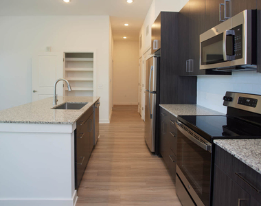 680 Hamilton Ave Se - Photo Thumbnail 4