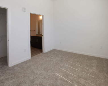 680 Hamilton Ave Se - Photo Thumbnail 28
