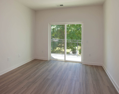 680 Hamilton Ave Se - Photo Thumbnail 9