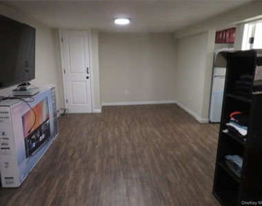 17 Chimney Lane - Photo Thumbnail 4