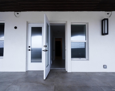 315 1h W Broadway - Photo Thumbnail 11