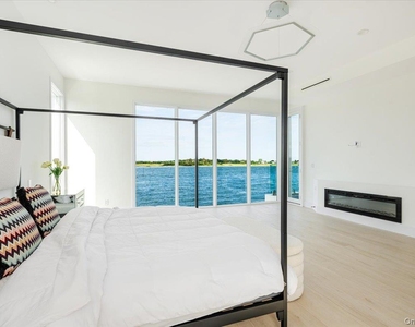 177 Albany Boulevard - Photo Thumbnail 14