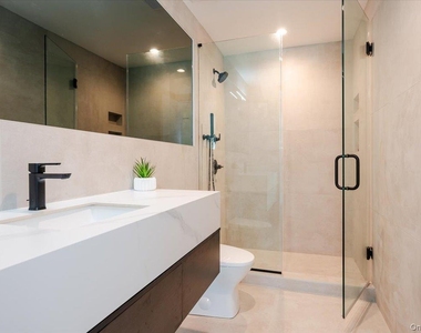 177 Albany Boulevard - Photo Thumbnail 29