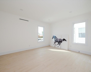177 Albany Boulevard - Photo Thumbnail 23