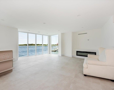 177 Albany Boulevard - Photo Thumbnail 2