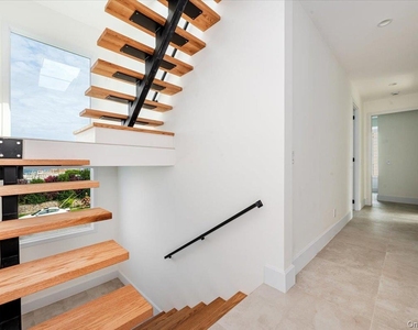 177 Albany Boulevard - Photo Thumbnail 13