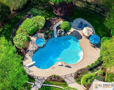 5 Erin Court - Photo Thumbnail 26