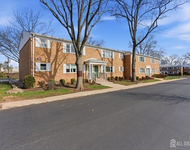 161 Evergreen Road - Photo Thumbnail 2
