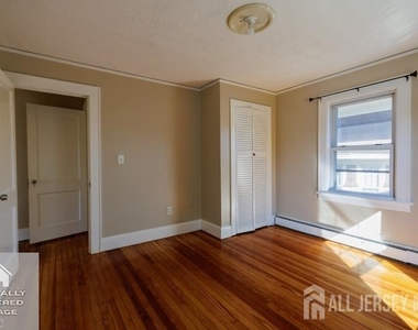 606 N Washington Avenue N - Photo Thumbnail 21